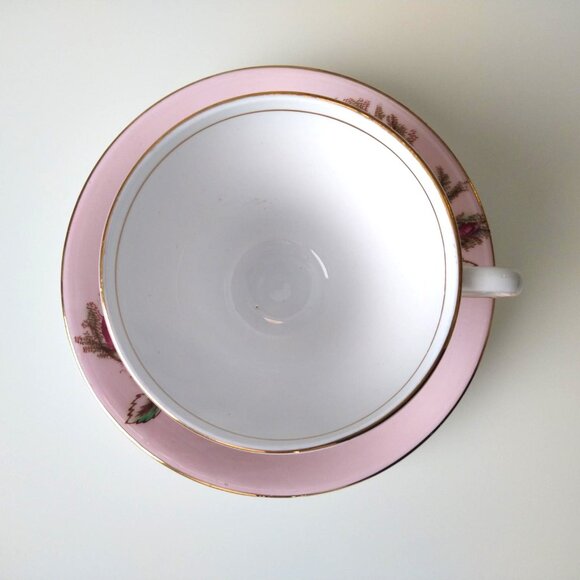 *RARE* Taylor & Kent Longton England Rose Moss Tea Cup & Saucer - Picture 4 of 8